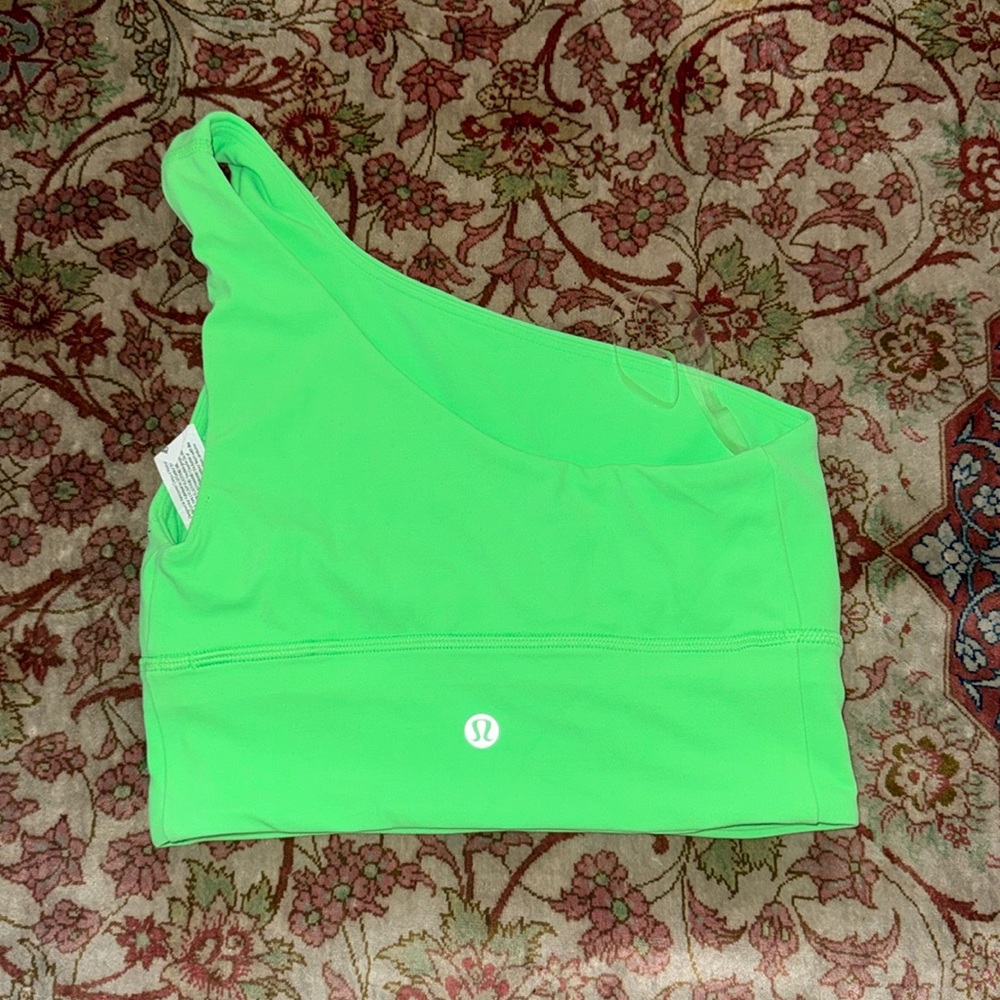 Lulu lemon sports bra